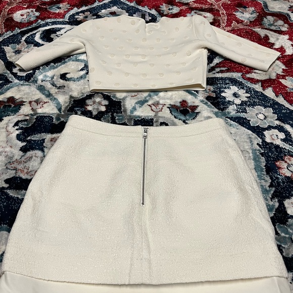 Gorgeous BCBG MaxAzria Off-white cotton blend skirt and top set - size x-small - Picture 10 of 10